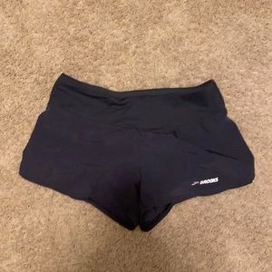 NWOT Brooks running shorts